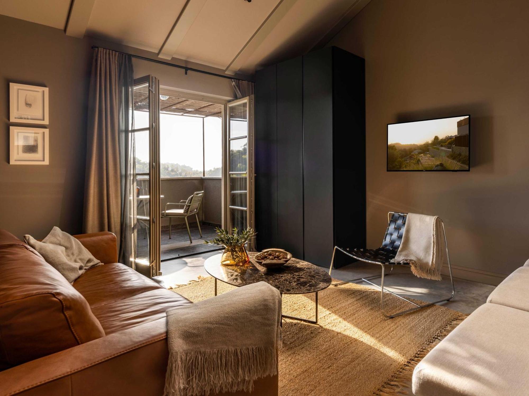 San Canzian Hotel & Residences - Small Luxury Hotels Of The World Буйе Экстерьер фото