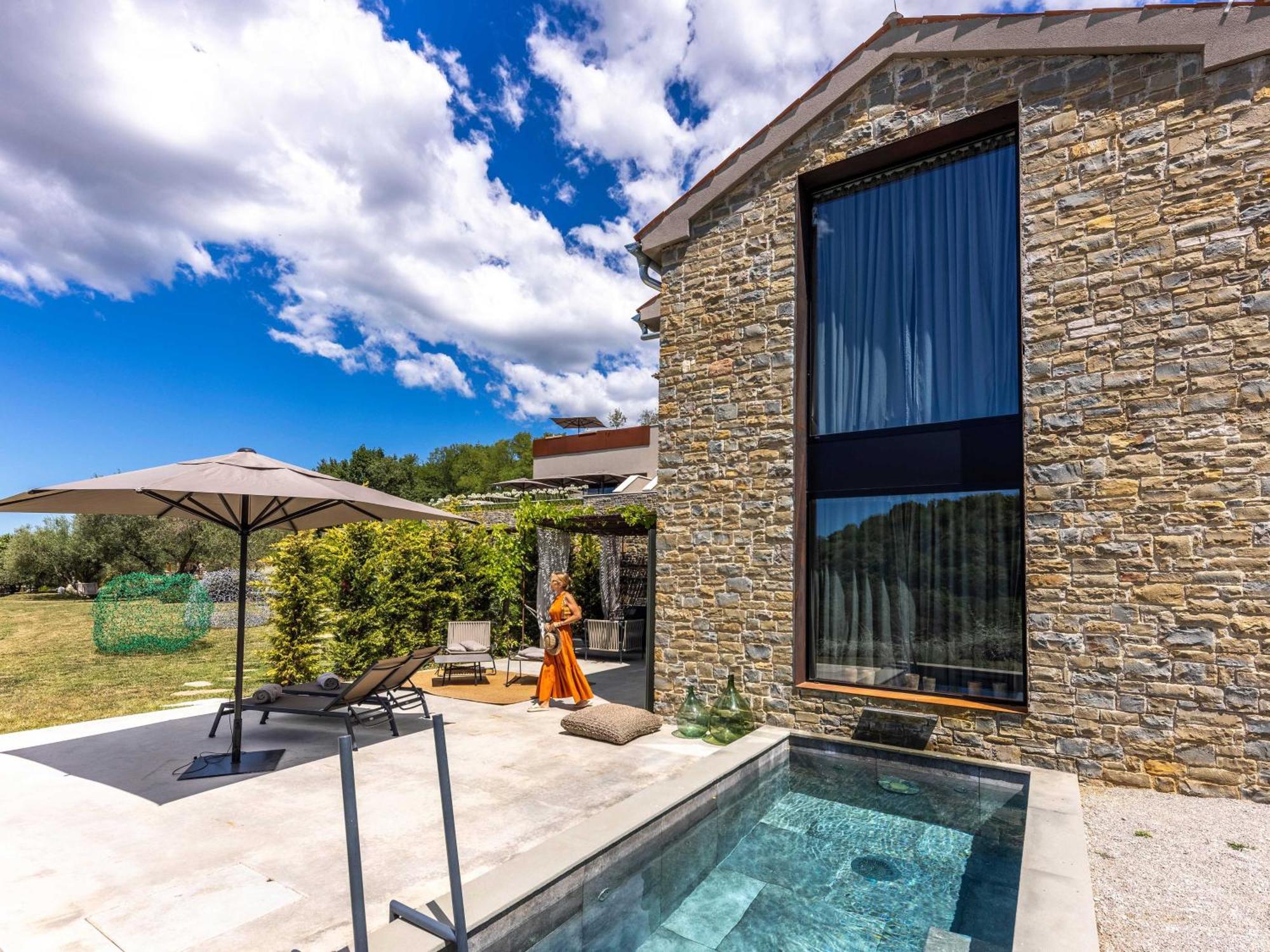 San Canzian Hotel & Residences - Small Luxury Hotels Of The World Буйе Экстерьер фото